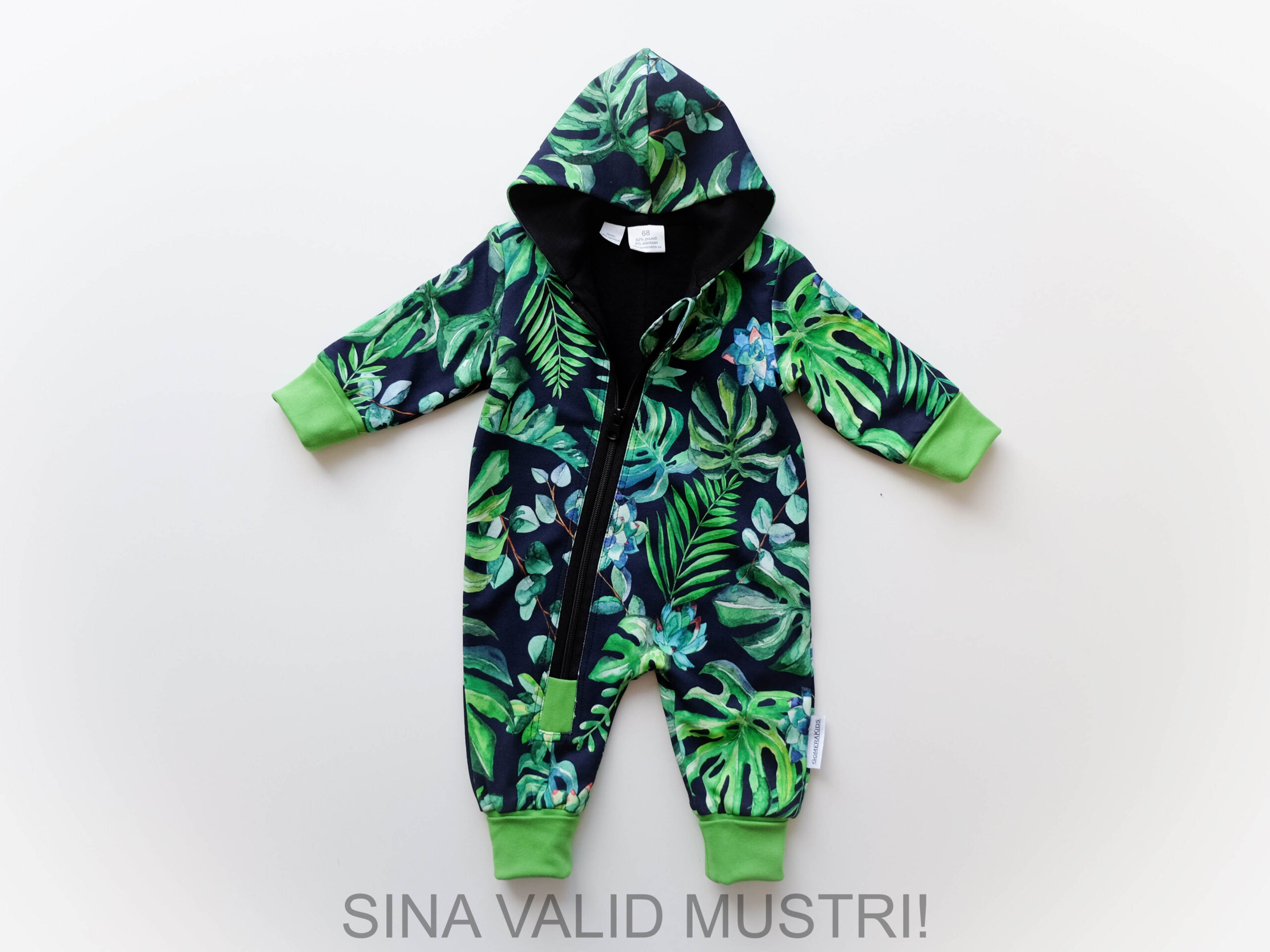 GOMERA beebi autosõidukombe Signature Print Suurte lehtedega