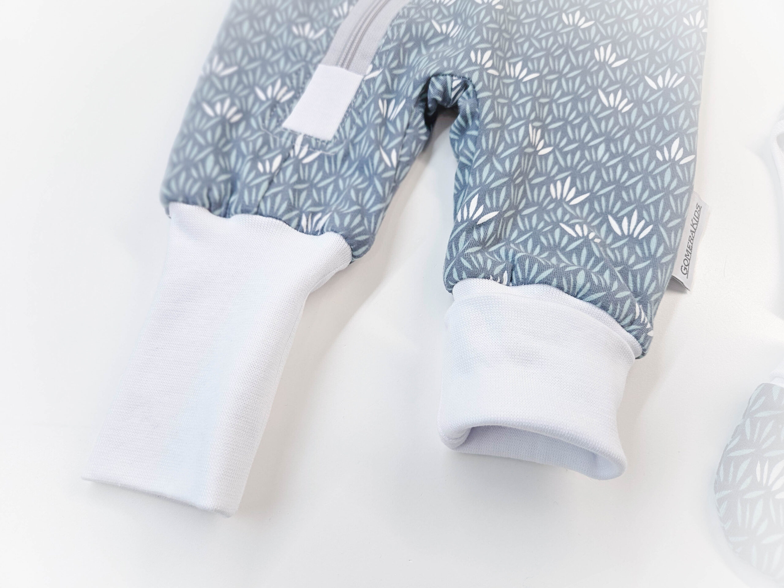 Gomera Sinakashalli ja valgegaKojutoomiskomplekt Nordic Blue s.62