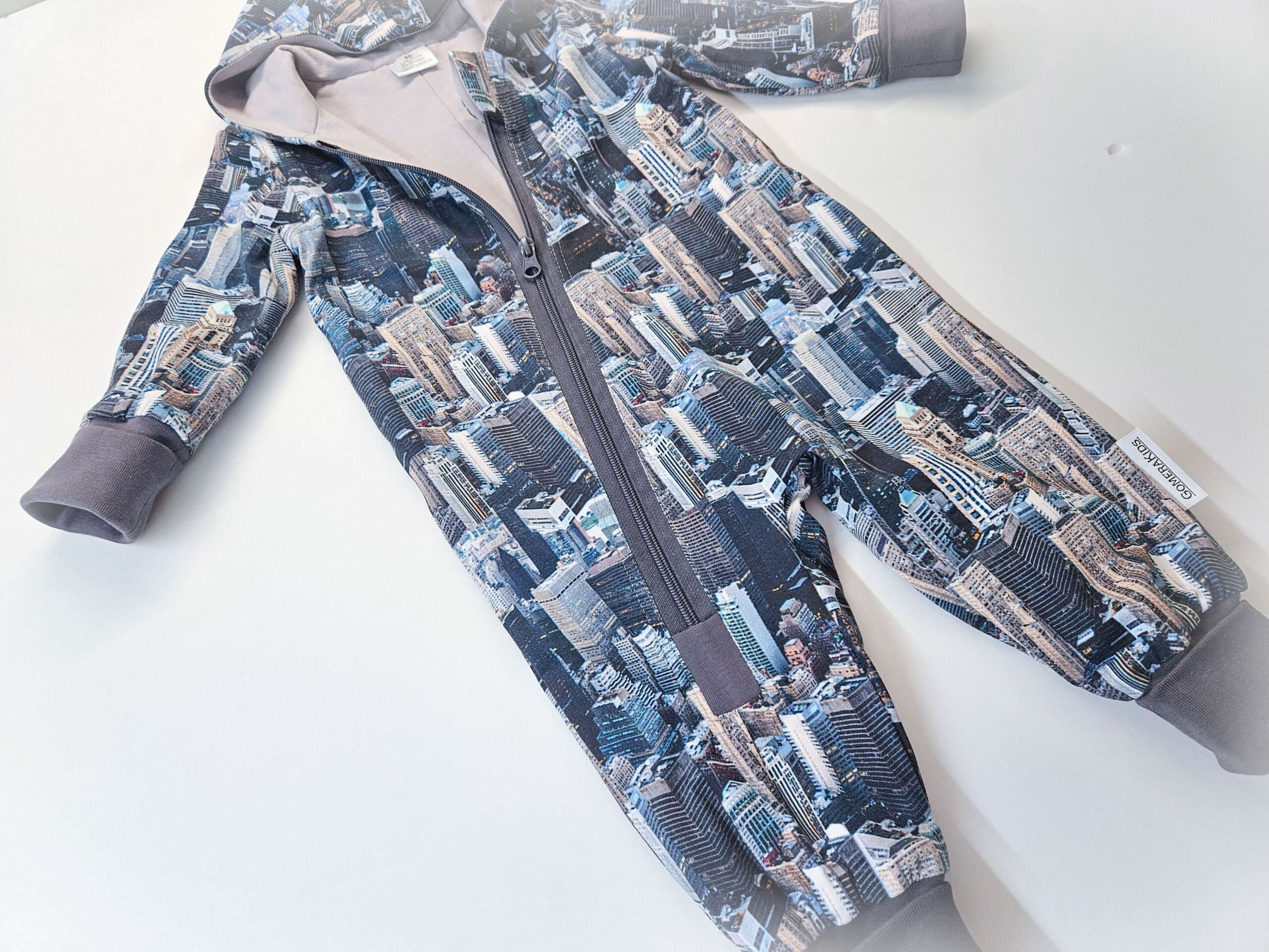 Gomera autosõidukombe Metropolis suurus 80